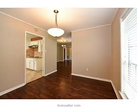 2316 Devonshire St, Bryan, TX 77802 photo 6
