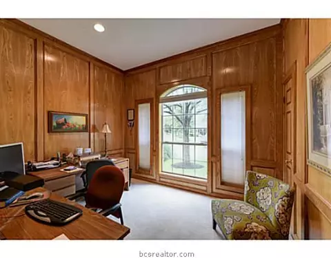 4603 Locksford Dr, Bryan, TX 77802 photo 10