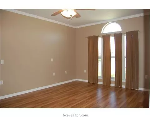 3327 Broadmoor Dr, Bryan, TX 77802 photo 7
