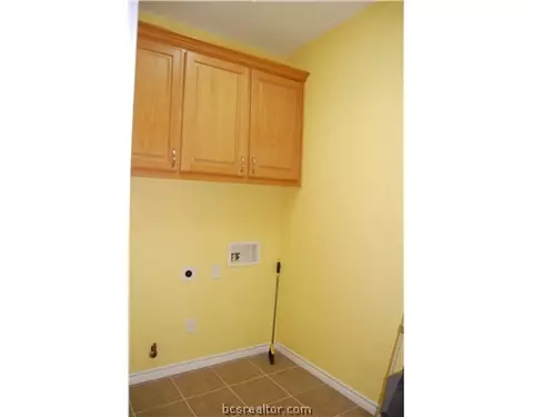 3327 Broadmoor Dr, Bryan, TX 77802 photo 17