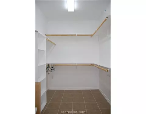 3327 Broadmoor Dr, Bryan, TX 77802 photo 10