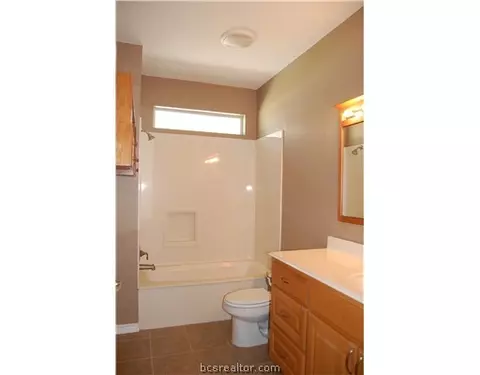 3327 Broadmoor Dr, Bryan, TX 77802 photo 12