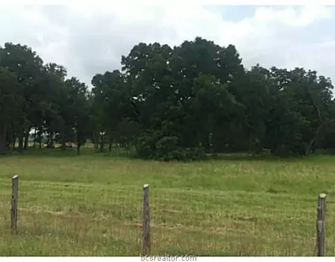 5716 Andert Rd, Bryan, TX 77808 photo 3