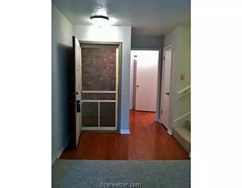 605 Cache Cv # B, Bryan, TX 77802 photo 4