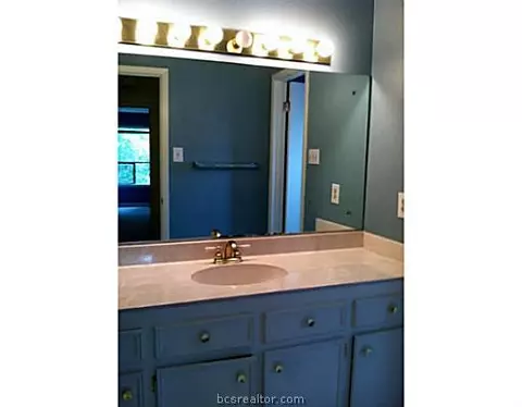 605 Cache Cv # B, Bryan, TX 77802 photo 14