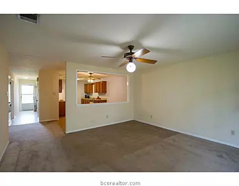 2202 Young Pl, Bryan, TX 77807 photo 3