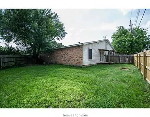 2202 Young Pl, Bryan, TX 77807 photo 10