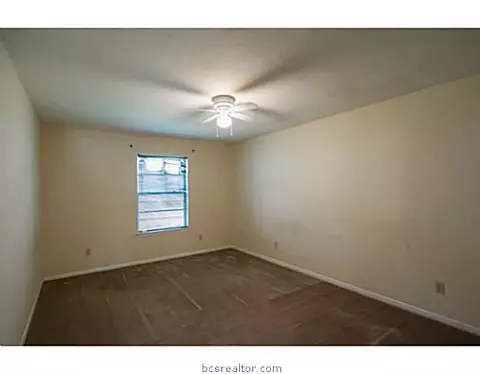 2202 Young Pl, Bryan, TX 77807 photo 9