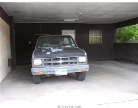 1502 Saunders St, Bryan, TX 77803 photo 7