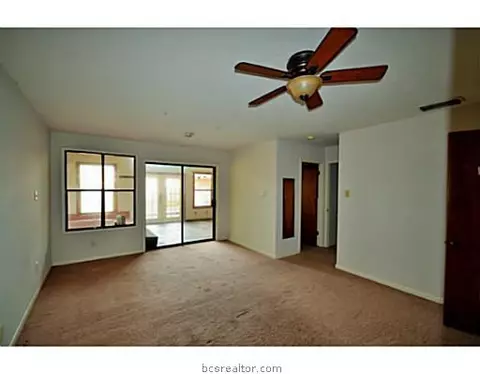 2703 Wayside Dr, Bryan, TX 77802 photo 10