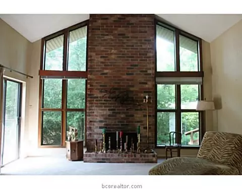 3218 Wilderness Rd, Bryan, TX 77807 photo 2