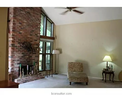 3218 Wilderness Rd, Bryan, TX 77807 photo 3
