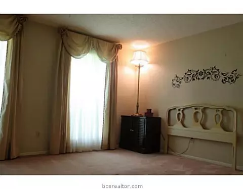 3218 Wilderness Rd, Bryan, TX 77807 photo 10