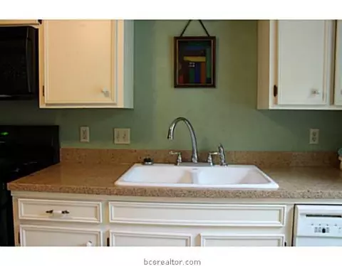 3218 Wilderness Rd, Bryan, TX 77807 photo 7