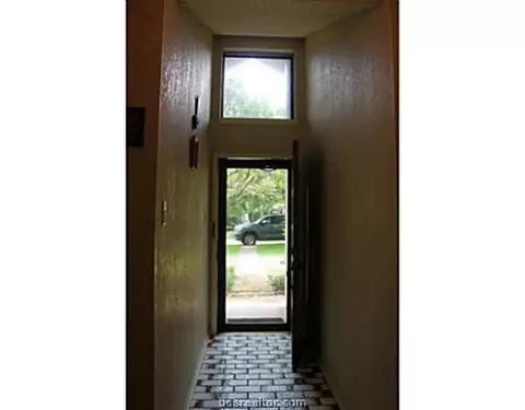 3218 Wilderness Rd, Bryan, TX 77807 photo 5