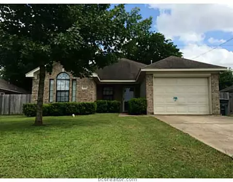 1113 Clearleaf Dr, Bryan, TX 77803 photo 3