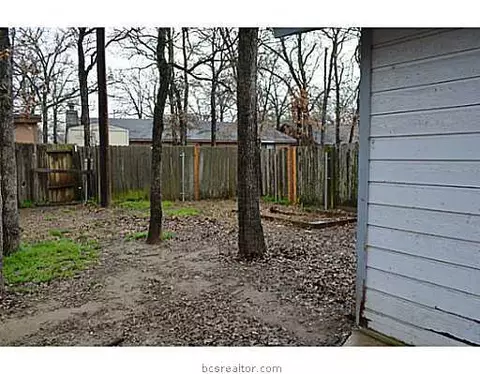 2905 Forest Bnd, Bryan, TX 77801 photo 9