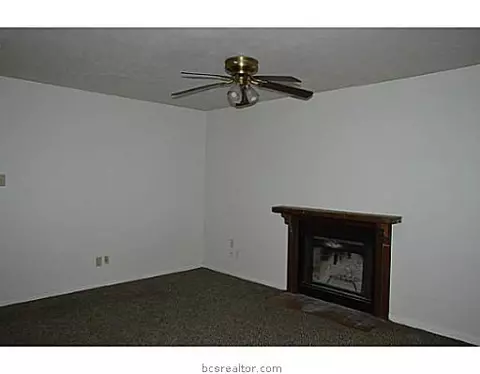 2905 Forest Bnd, Bryan, TX 77801 photo 3
