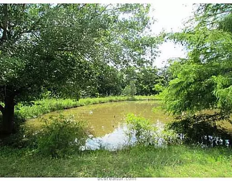 3730 Sandy Point Rd, Bryan, TX 77807 photo 2