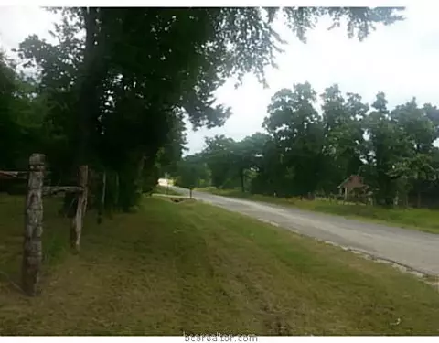 8743 Grassbur Rd, Bryan, TX 77808 photo 8