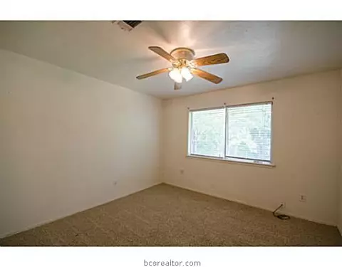 2412 Long Dr, Bryan, TX 77802 photo 7