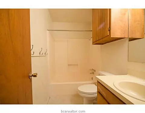 2412 Long Dr, Bryan, TX 77802 photo 21