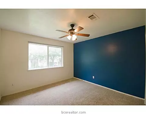 2412 Long Dr, Bryan, TX 77802 photo 9