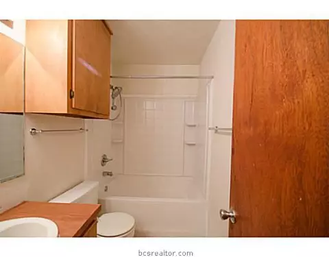 2412 Long Dr, Bryan, TX 77802 photo 11