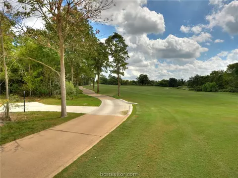 3423 Mahogany Dr, Bryan, TX 77807 photo 7