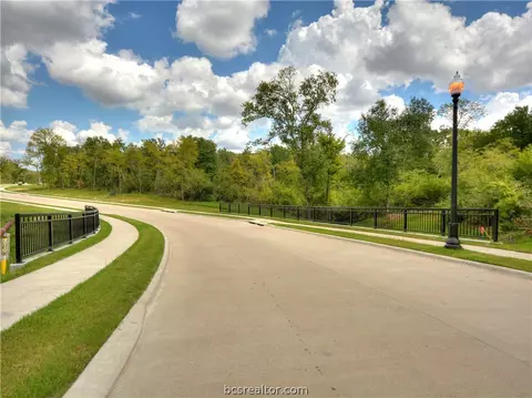 3423 Mahogany Dr, Bryan, TX 77807 photo 6