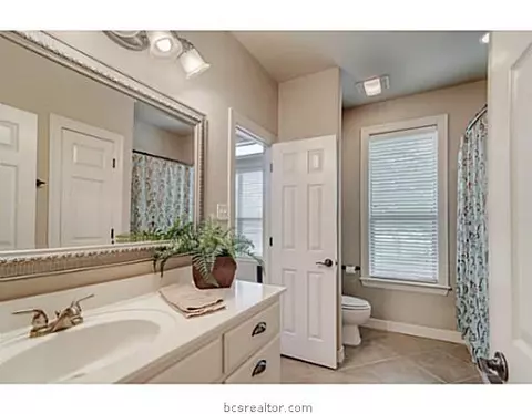 9166 Green Branch Loop, Bryan, TX 77808 photo 14
