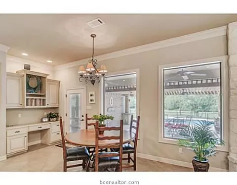 9166 Green Branch Loop, Bryan, TX 77808 photo 9