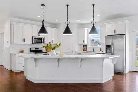170 E 100 N, Enterprise, UT 84725 photo 12