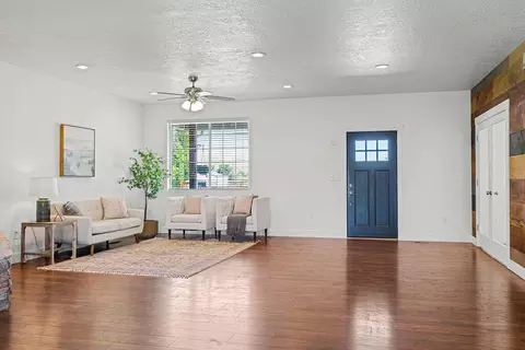 170 E 100 N, Enterprise, UT 84725 photo 8