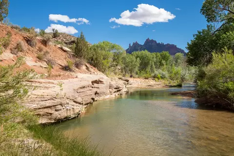 11 N Fork Dr, Springdale, UT 84767