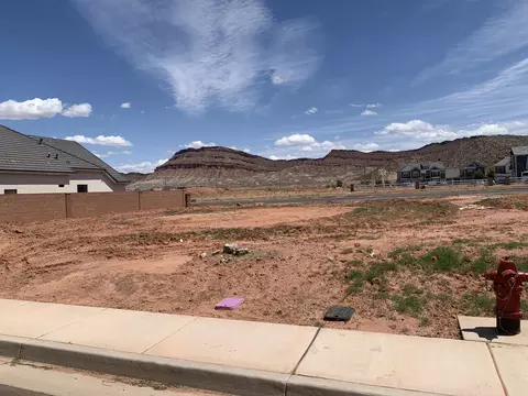 4973 S Resolution Dr, Washington, UT 84780