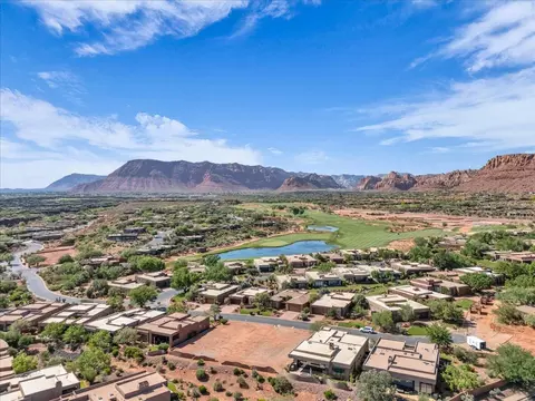 2085 Tuweap Dr, Saint George, UT 84770