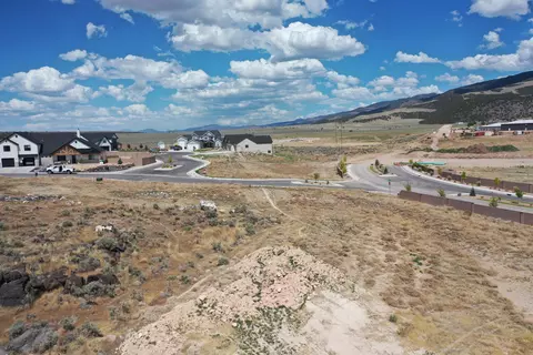 5255 N Pinnacle Dr, Enoch, UT 84721 photo 2