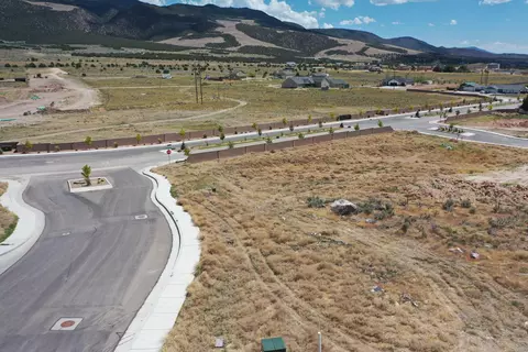 5255 N Pinnacle Dr, Enoch, UT 84721