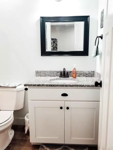 Bath - Undisclosed, Enterprise, UT 84725 photo 2 of 3