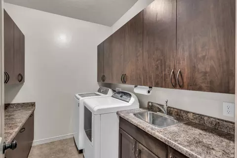 210 E Sky View Ln, Washington, UT 84780 photo 18