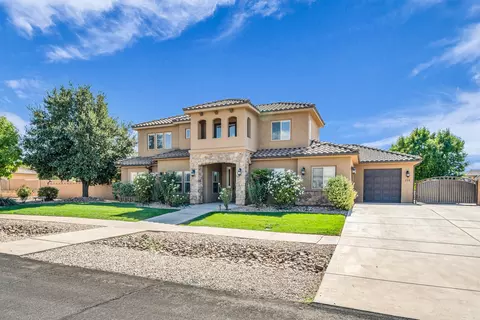 210 E Sky View Ln, Washington, UT 84780 photo 2