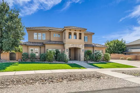 210 E Sky View Ln, Washington, UT 84780 photo 1