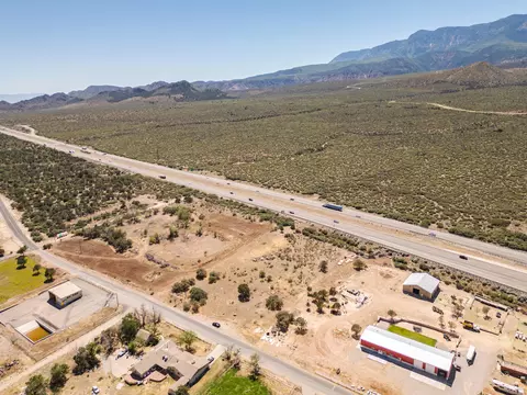 100 E Off I-15 Exit 31, Pintura, UT 84720