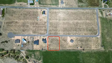 330 E 50 S, Tropic, UT 84776
