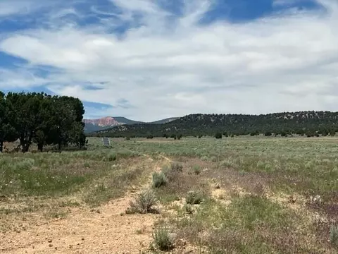 Briar Patch Lane, Kanab, UT 84741 photo 3