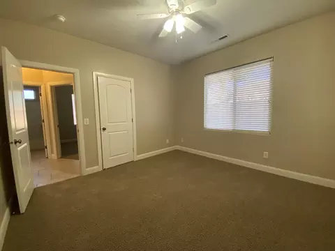 689 E Sonoran Dr, Washington, UT 84780 photo 25