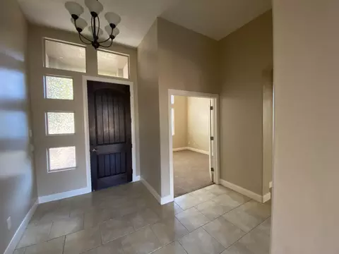 689 E Sonoran Dr, Washington, UT 84780 photo 7
