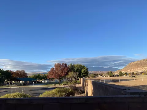 689 E Sonoran Dr, Washington, UT 84780 photo 30