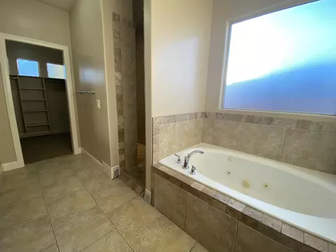 689 E Sonoran Dr, Washington, UT 84780 photo 21
